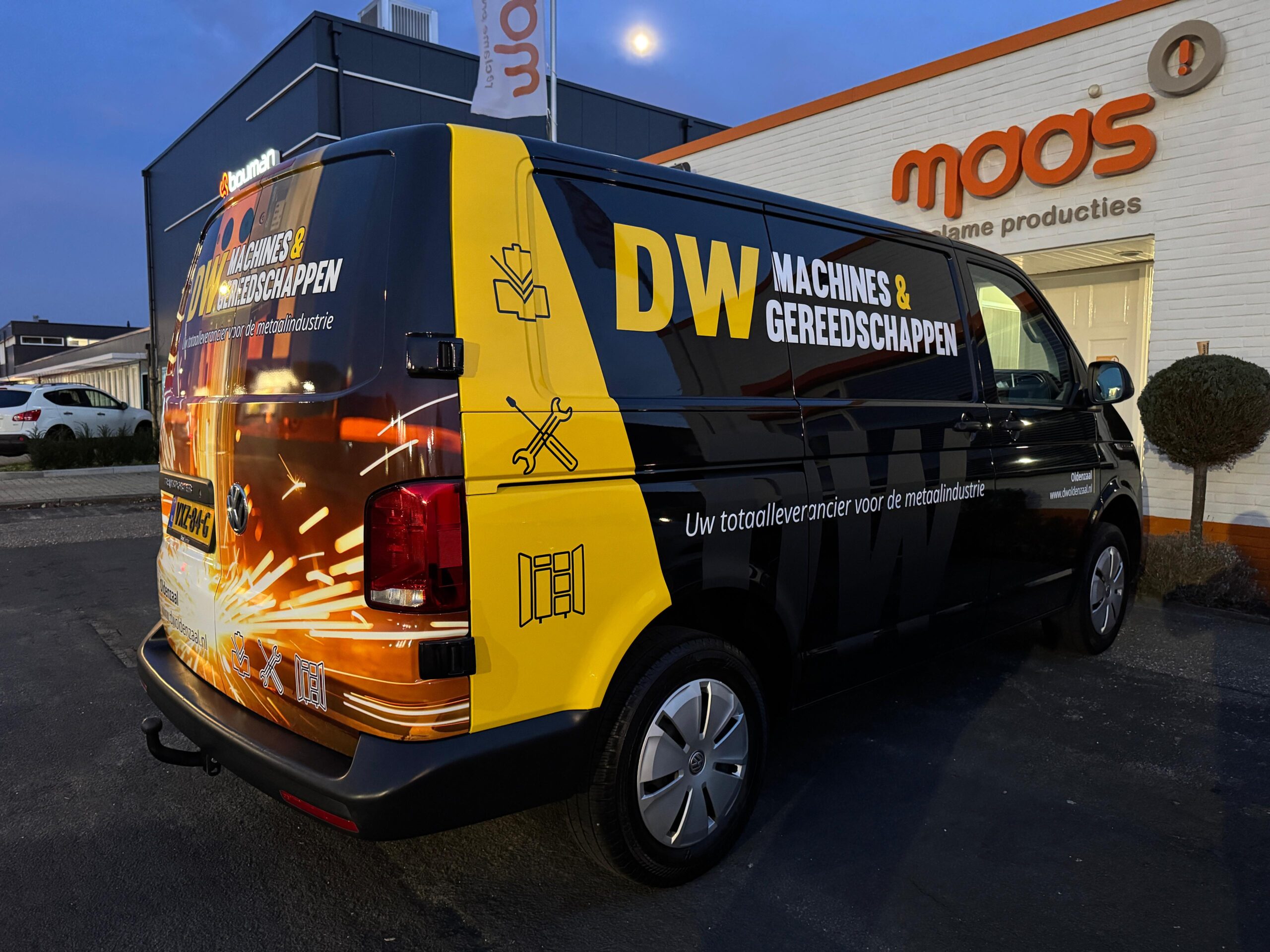 Maas Reclame voertuigbelettering